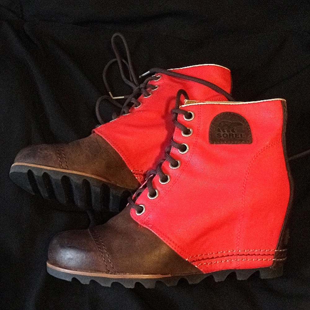 Sorel wedge boots